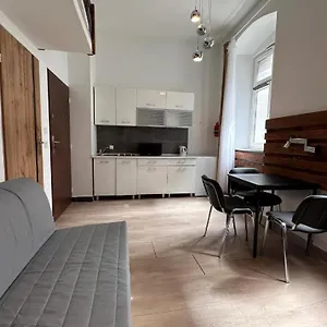 https://apartamenty-gobia-genius.poznan-hotels.com